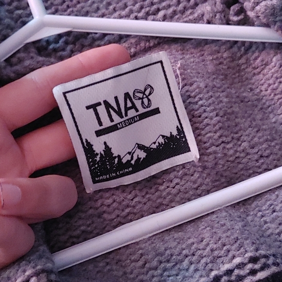 TNA sweater - Picture 2 of 4